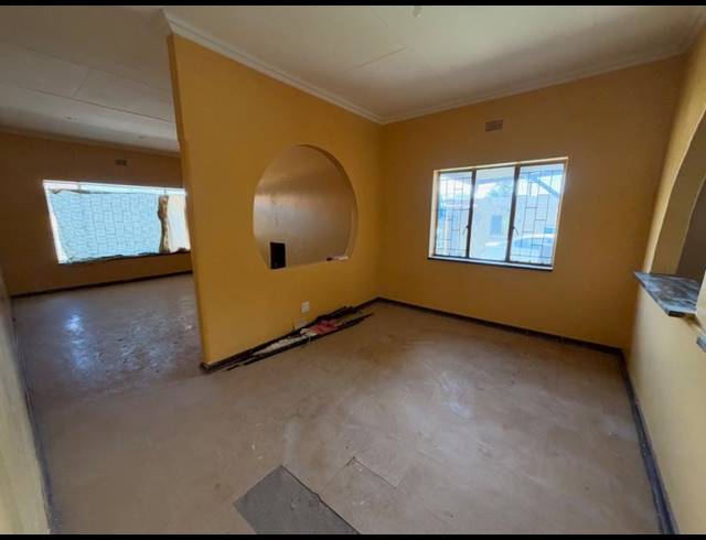 9 BEDROOM HOUSE FOR SALE IN VANDERBIJLPARK CW 6